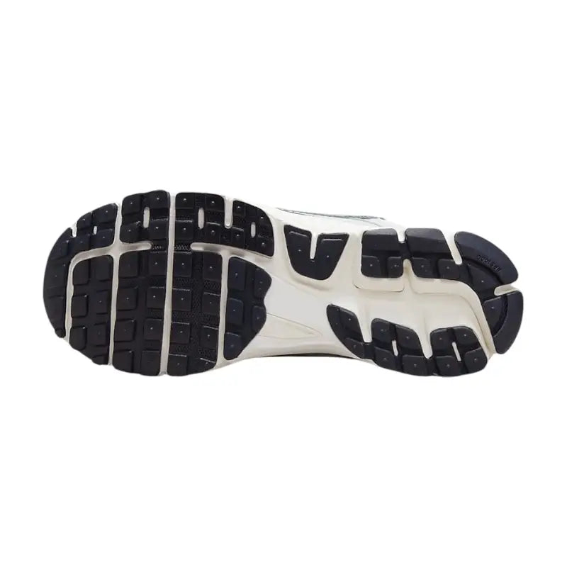 Nike Air Zoom Vomero 5 'Chrome'