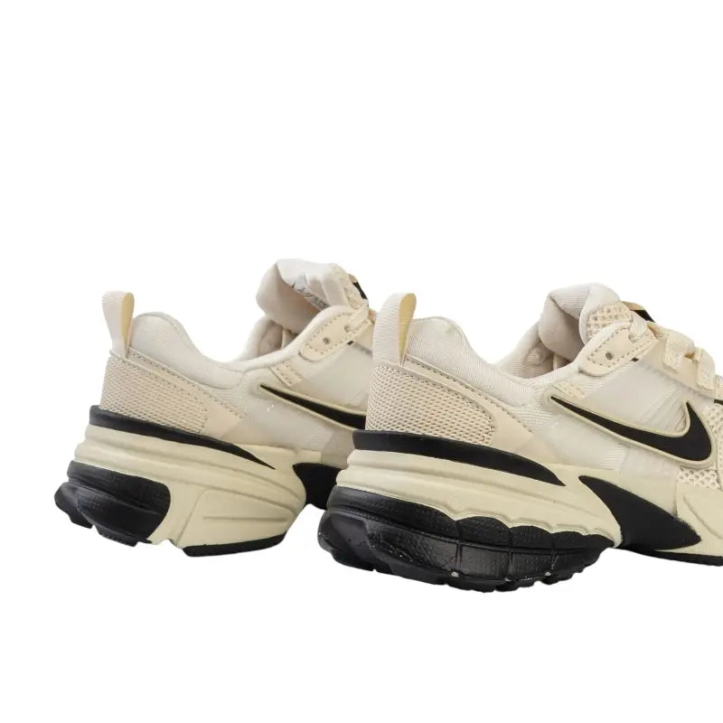 Nike v2k run 'light Beige Black'