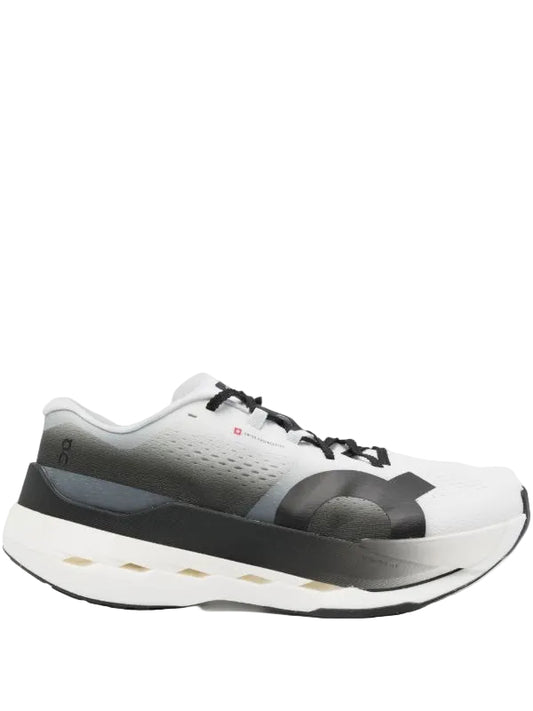 On Running Cloudboom Max White Black