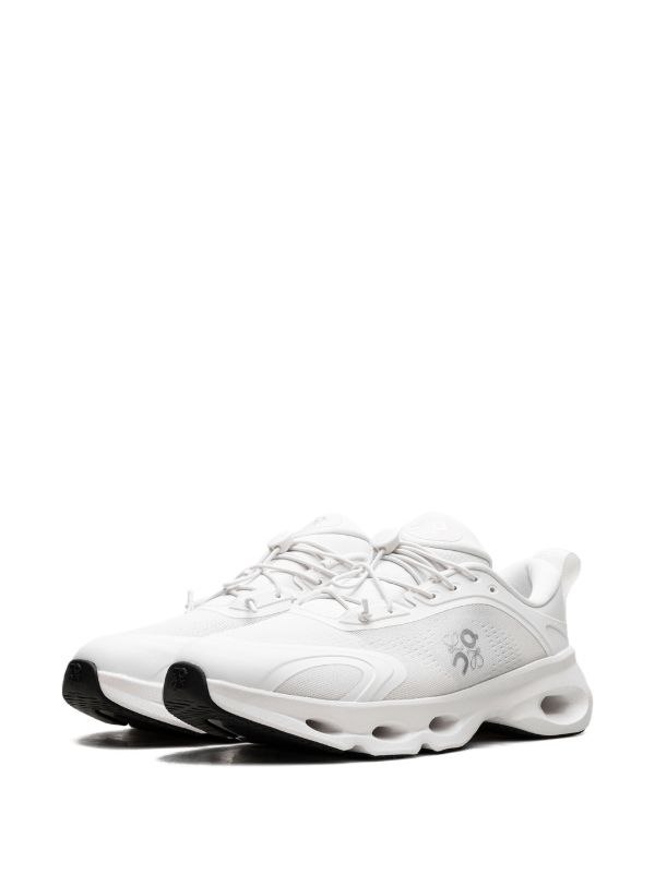 ON Cloudsolo loewe 'White'