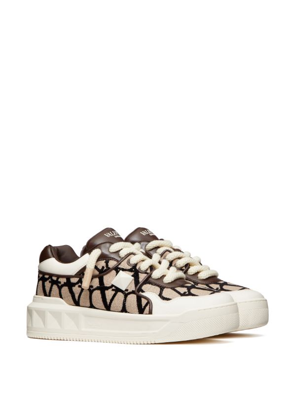 Valentino One Stud XL Low 'Toile Iconographe - Natural Fondant'