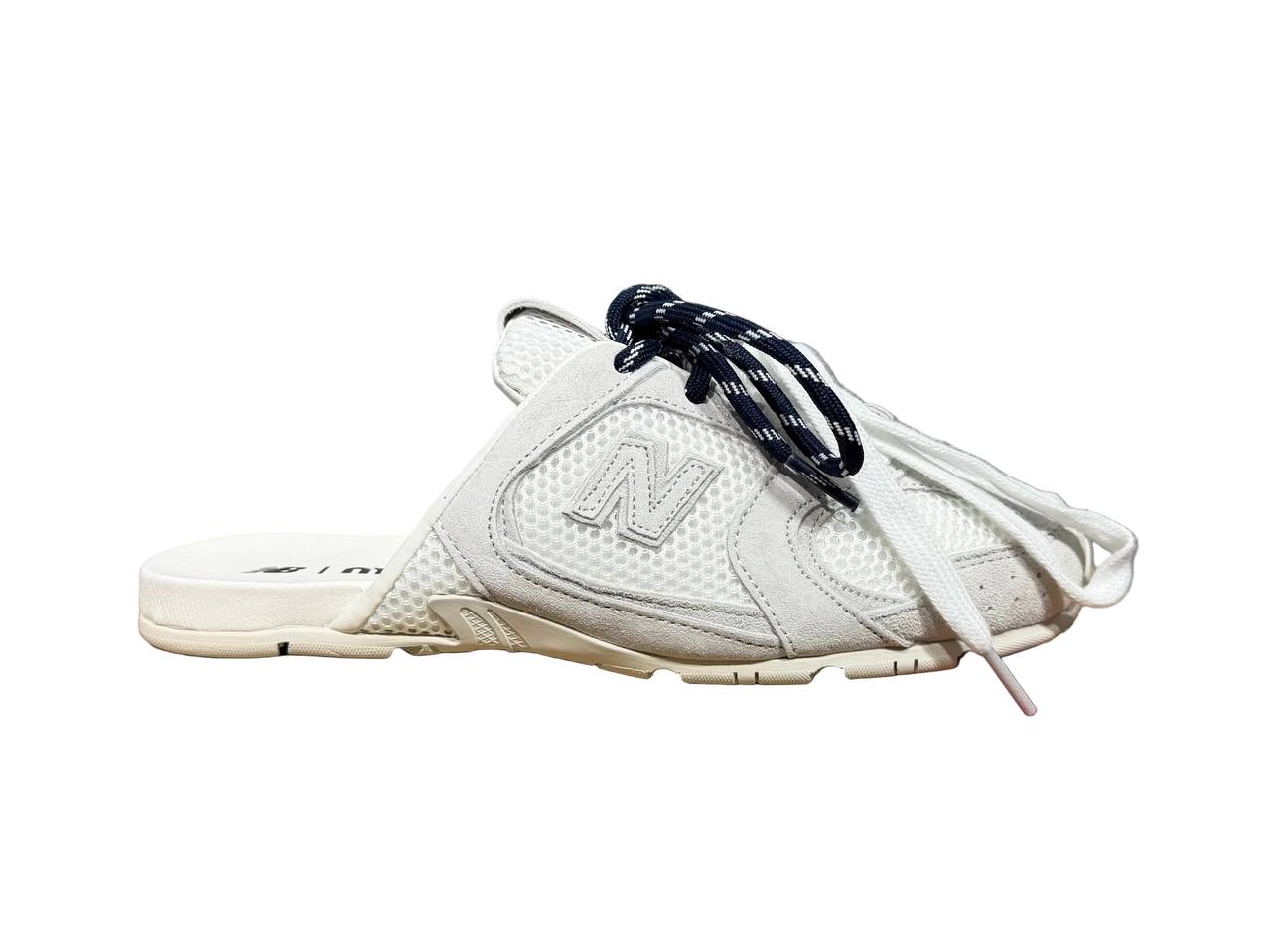New Balance 530 SL Mule
Miu Miu White